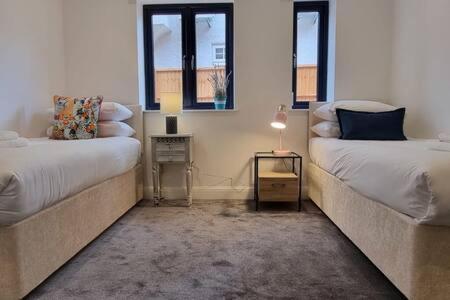 Beautiful Apartment Overlooking A Garden Londres Extérieur photo